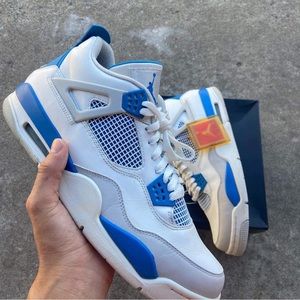 Jordan 4 military blue 2012